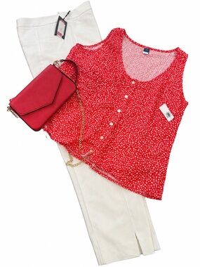 DKNY White Straight Leg Pants with Red Floral Button Tank